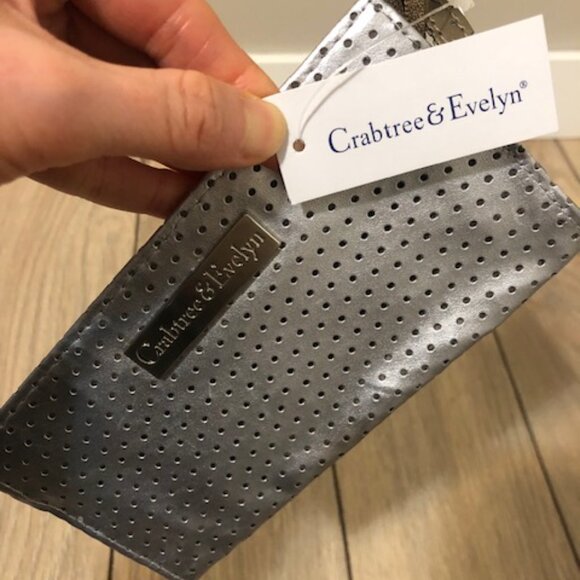 NEW Lancome and Crabtree & Evelyn Pouches - Picture 10 of 16